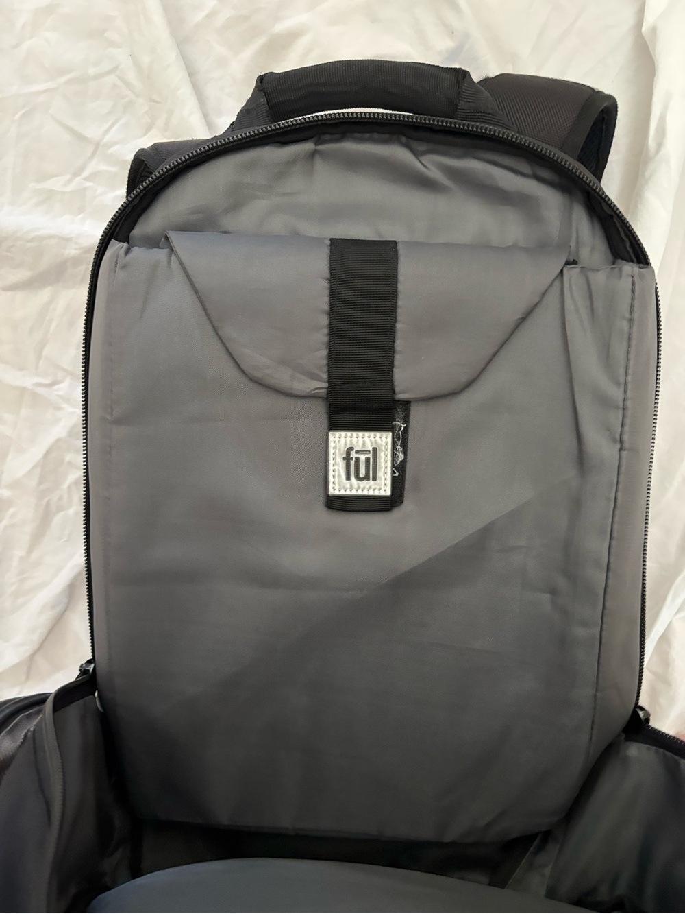 FÜL Tennman Padded Laptop Backpack - Picture 4 of 5